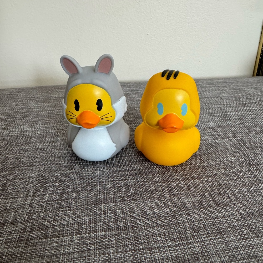 Bugs Bunny and Tweety Bird Duck Set